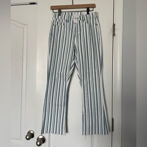 Loft size 25. High Rise Kick Crop jeans with raw hem